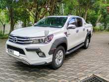 Toyota Hilux REVOLUTION G Grade 2017 Pickup