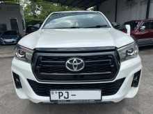 https://riyasewana.com/uploads/toyota-hilux-rocco-10155338162.jpg