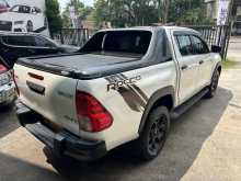 https://riyasewana.com/uploads/toyota-hilux-rocco-10155338965.jpg