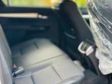 https://riyasewana.com/uploads/toyota-hilux-rocco-101834564483.jpg