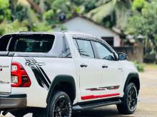 https://riyasewana.com/uploads/toyota-hilux-rocco-111733516294.jpg