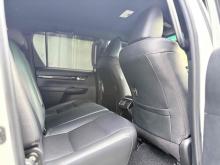 https://riyasewana.com/uploads/toyota-hilux-rocco-1118103924972.jpg