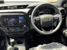 https://riyasewana.com/uploads/toyota-hilux-rocco-114364117765.jpg