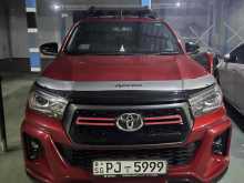 https://riyasewana.com/uploads/toyota-hilux-rocco-1317414022012.jpg