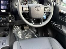 https://riyasewana.com/uploads/toyota-hilux-rocco-159440010184.jpg