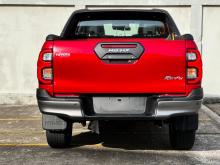 https://riyasewana.com/uploads/toyota-hilux-rocco-1717100117644.jpg