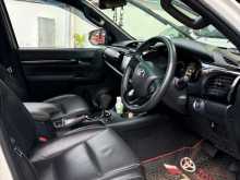 https://riyasewana.com/uploads/toyota-hilux-rocco-171857074543.jpg