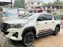 https://riyasewana.com/uploads/toyota-hilux-rocco-171857286535.jpg