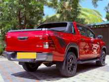 https://riyasewana.com/uploads/toyota-hilux-rocco-2018-216154112364.jpg