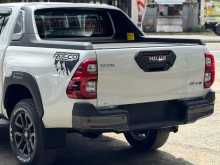 https://riyasewana.com/uploads/toyota-hilux-rocco-2025-114350412323.jpg