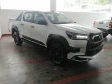 https://riyasewana.com/uploads/toyota-hilux-rocco-2025-1517023312304.jpg