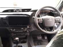 https://riyasewana.com/uploads/toyota-hilux-rocco-2025-211322412814.jpg