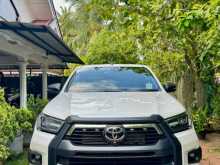 Toyota Hilux Rocco 2025 Pickup
