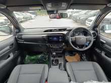 https://riyasewana.com/uploads/toyota-hilux-rocco-2025-223421912882.jpg