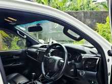 https://riyasewana.com/uploads/toyota-hilux-rocco-21550104123.jpg