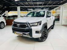 https://riyasewana.com/uploads/toyota-hilux-rocco-2311161624342.jpg