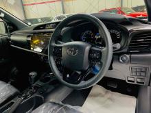 https://riyasewana.com/uploads/toyota-hilux-rocco-2311161724393.jpg