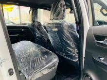 https://riyasewana.com/uploads/toyota-hilux-rocco-2311161724814.jpg