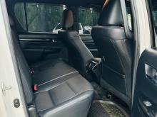 https://riyasewana.com/uploads/toyota-hilux-rocco-2410122617215.jpg
