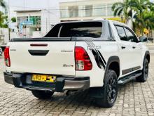 https://riyasewana.com/uploads/toyota-hilux-rocco-2410122717306.jpg