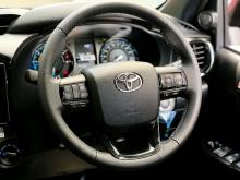 https://riyasewana.com/uploads/toyota-hilux-rocco-2511591617564.jpg