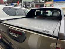 https://riyasewana.com/uploads/toyota-hilux-rocco-26131449956.jpg