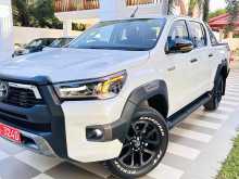 Toyota Hilux Rocco 2024 Pickup