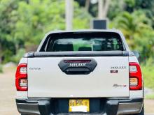 https://riyasewana.com/uploads/toyota-hilux-rocco-81306436075.jpg