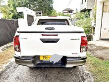 https://riyasewana.com/uploads/toyota-hilux-roco-161652216944.jpg