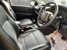 https://riyasewana.com/uploads/toyota-hilux-roco-61001506896.jpg