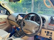 https://riyasewana.com/uploads/toyota-hilux-smart-1018011117985.jpg
