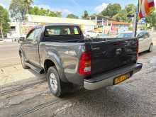 https://riyasewana.com/uploads/toyota-hilux-smart-141037514852.jpg
