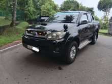 https://riyasewana.com/uploads/toyota-hilux-smart-181405444113.jpg