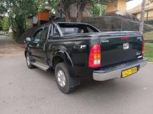 https://riyasewana.com/uploads/toyota-hilux-smart-181406556025.jpg