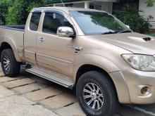 https://riyasewana.com/uploads/toyota-hilux-smart-19190717336.jpg
