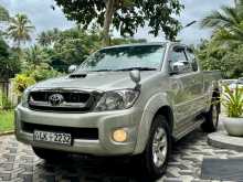 https://riyasewana.com/uploads/toyota-hilux-smart-2010-2412515112212.jpg