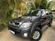 Toyota Hilux Smart Cab 2010 Pickup