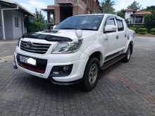 Toyota HILUX 2015 Pickup