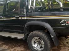 Toyota HILUX SSR X LN109 Battan 4WD 1998 Pickup