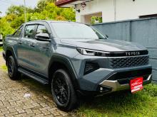 Toyota Hilux Travo Overland Plus 2026 Pickup