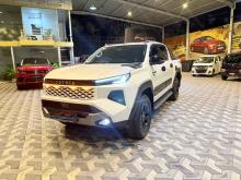Toyota HILUX TRAVO OVERLAND 2025 Pickup