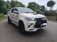 https://riyasewana.com/uploads/toyota-hilux-turbo-201130404573.jpg
