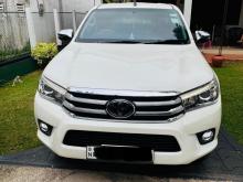 https://riyasewana.com/uploads/toyota-hilux-v-1618033617185.jpg