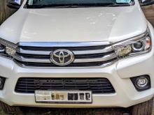 Toyota Hilux V Grade 2019 Pickup