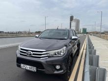 https://riyasewana.com/uploads/toyota-hilux-v-18102424521.jpg
