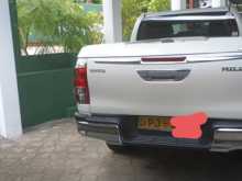 https://riyasewana.com/uploads/toyota-hilux-v-2018-111063912212.jpg