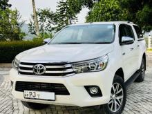 Toyota Hilux V Grade 2019 Pickup