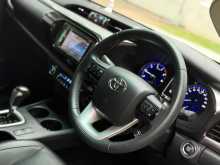 https://riyasewana.com/uploads/toyota-hilux-v-2021-2617152512744.jpg