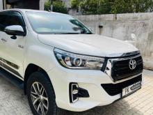 Toyota HILUX V GRADE 2019 Pickup