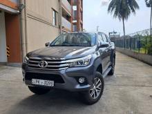 Toyota Hilux V 2020 Pickup